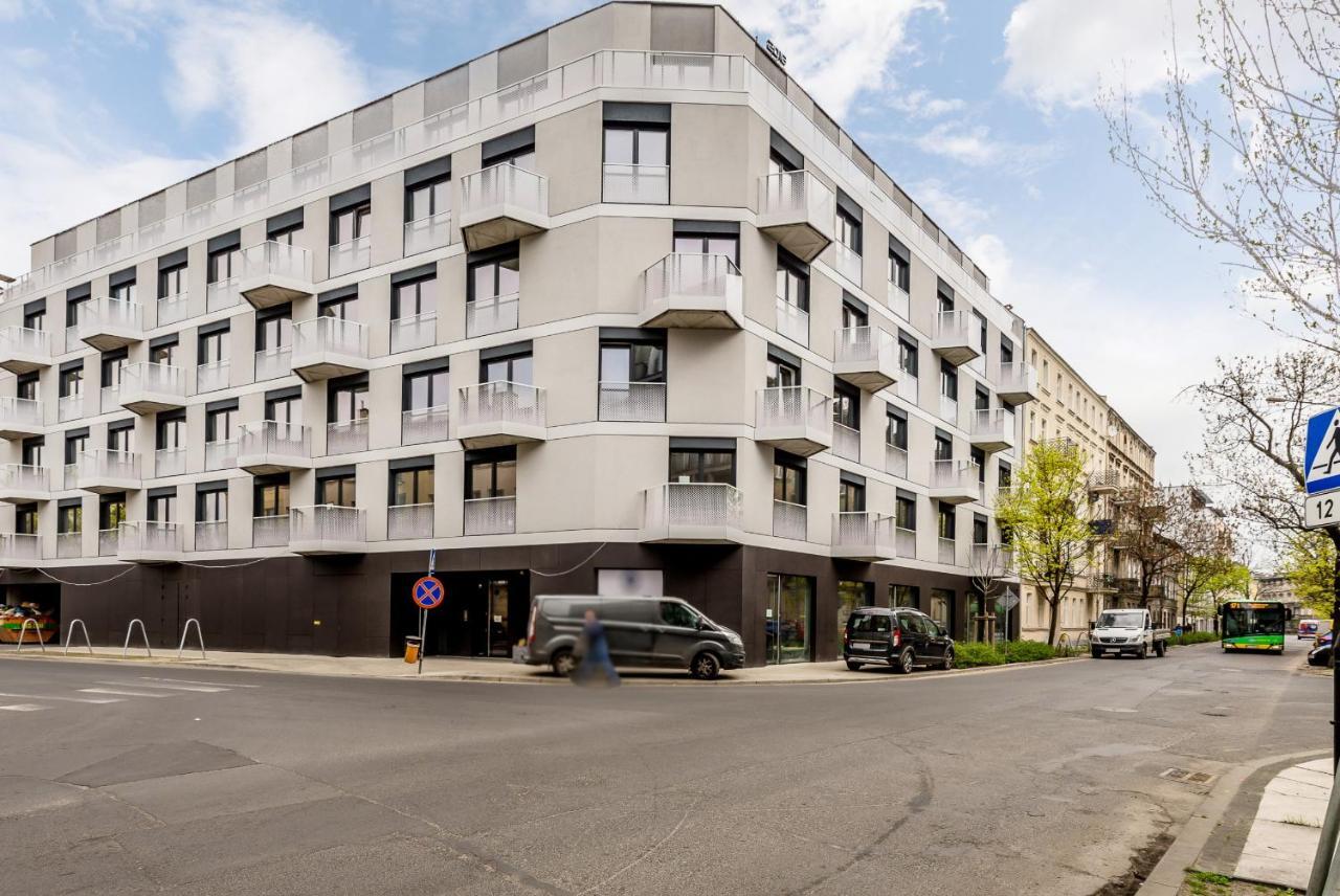 Apartments Poznan Fabryczna By Renters Екстер'єр фото