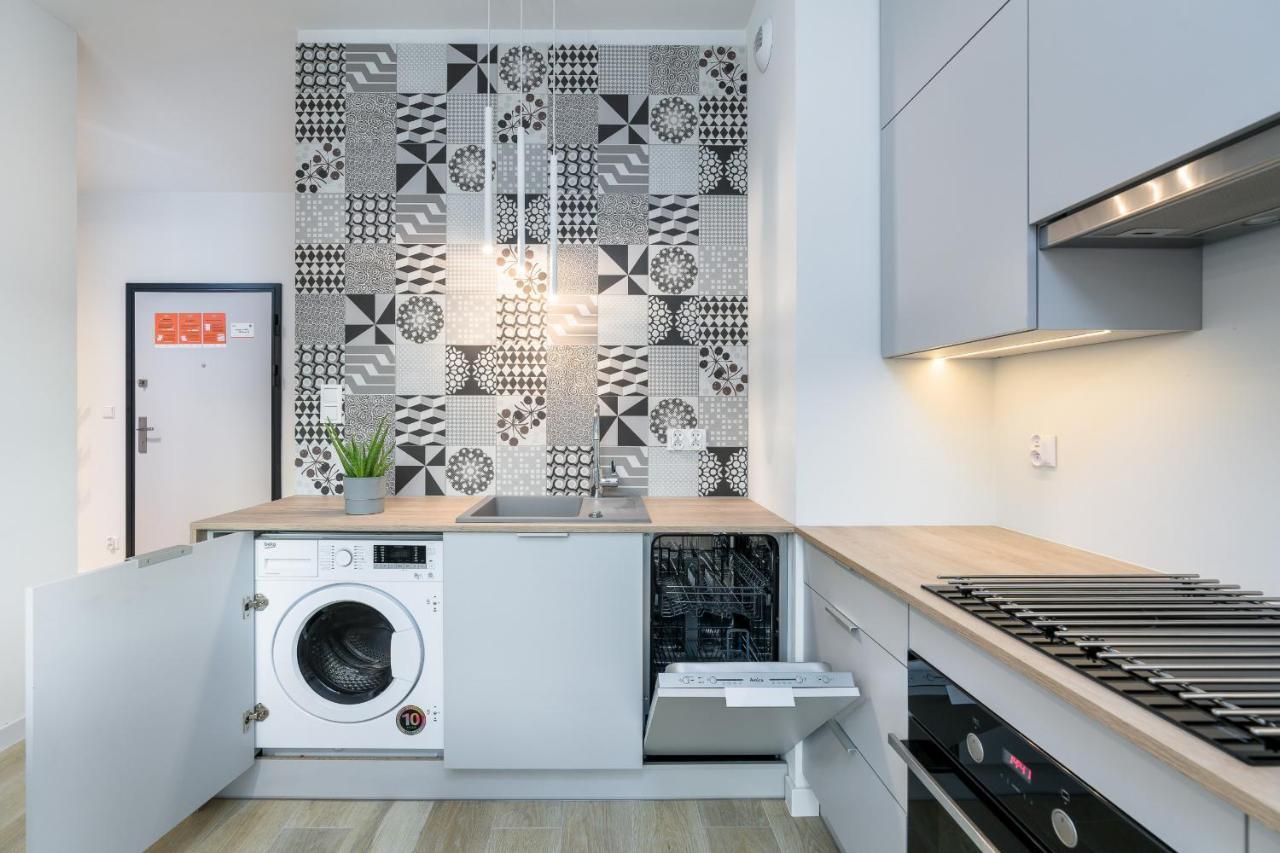 Apartments Poznan Fabryczna By Renters Екстер'єр фото